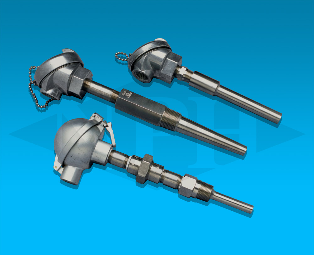 Industrial Process Thermocouples and Thermowell Assemblies Thermowells are manufactured from drilled bar stock and have threaded NPT process connections or flanges for direct immersion into high pressure or corrosive applications.